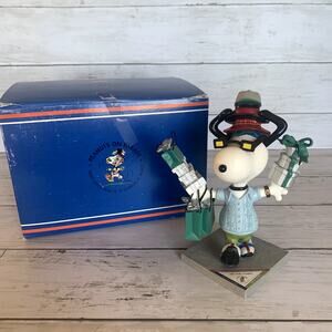 Peanuts Westland Giftware On the Town Item‎ No. 8401 Shopaholic Figurine